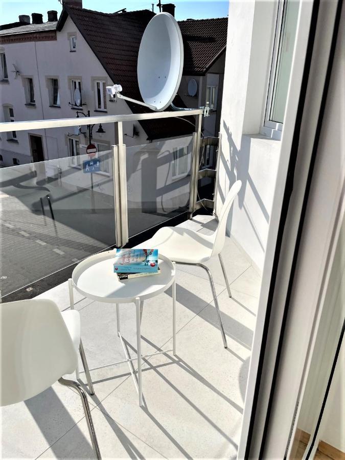 Apartament Przystan W Ustce - 120 M2 - 200 M Od Plazy Mickiewicza 2 Устка Екстер'єр фото