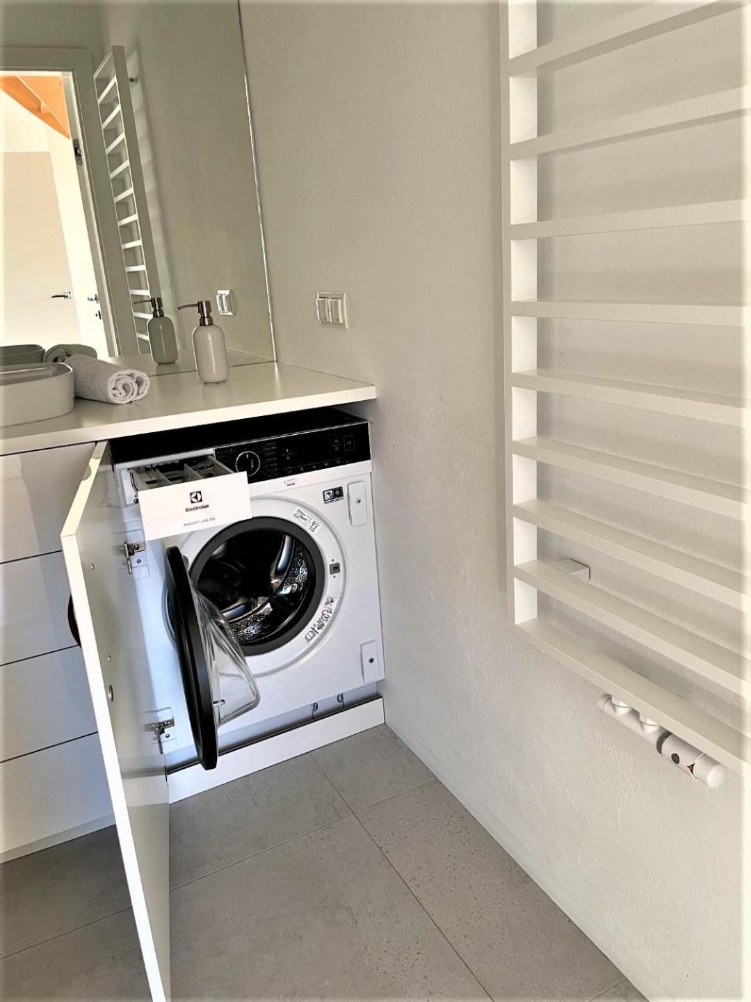 Apartament Przystan W Ustce - 120 M2 - 200 M Od Plazy Mickiewicza 2 Устка Екстер'єр фото
